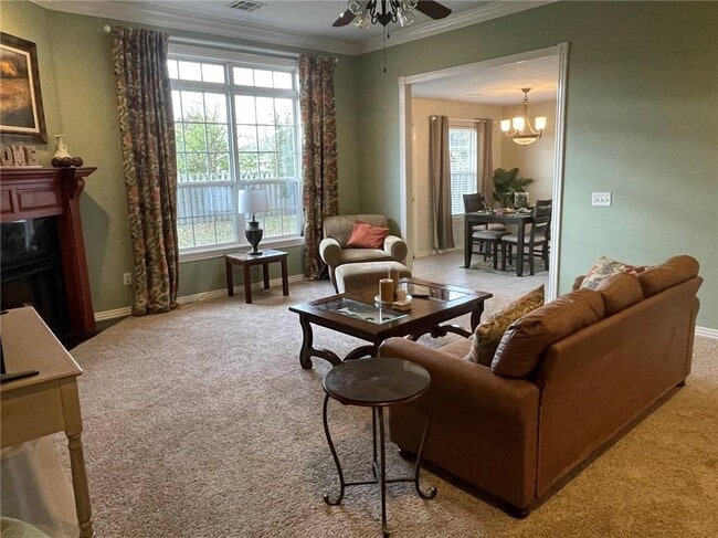 Photo - 3909 SW Surrey Ave