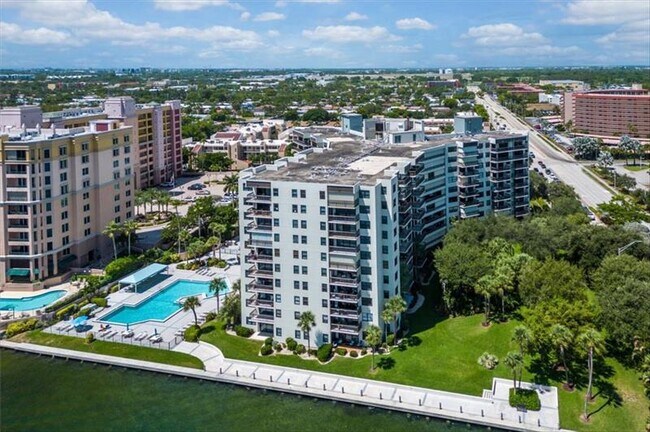 Photo - 2900 NE 14th Street Causeway Unit 209