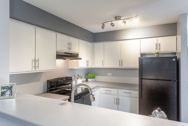 Grays Pointe Apartments