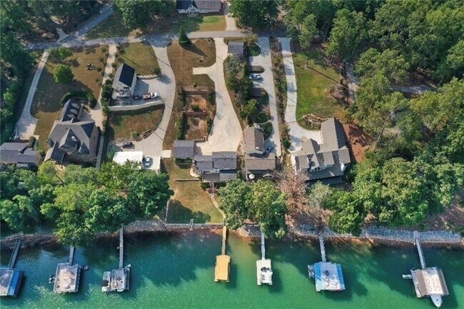 Photo - 6163 Lake Lanier Heights Rd