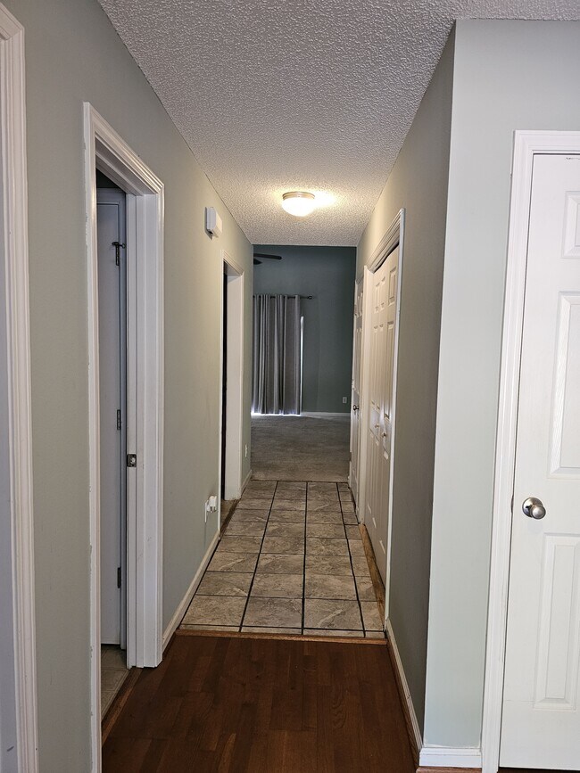 Photo - 876 Sandmyrtle Cir