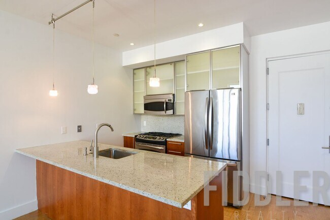 Photo - 140 Hope St Apartment Unit 3C