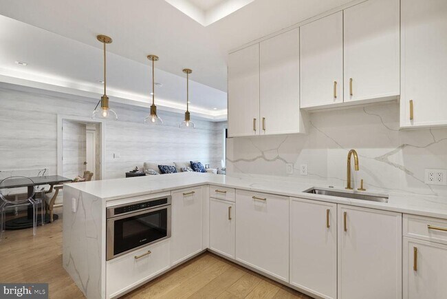 Photo - 8551 Connecticut Ave Unidad 206