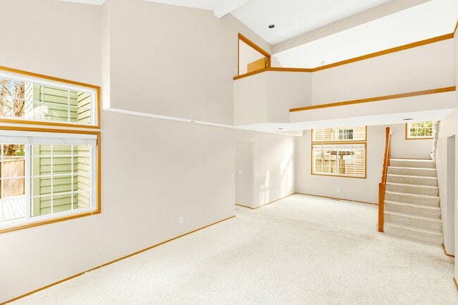 Photo - Beautiful and Bright 3 Bedroom Home in Klahanie