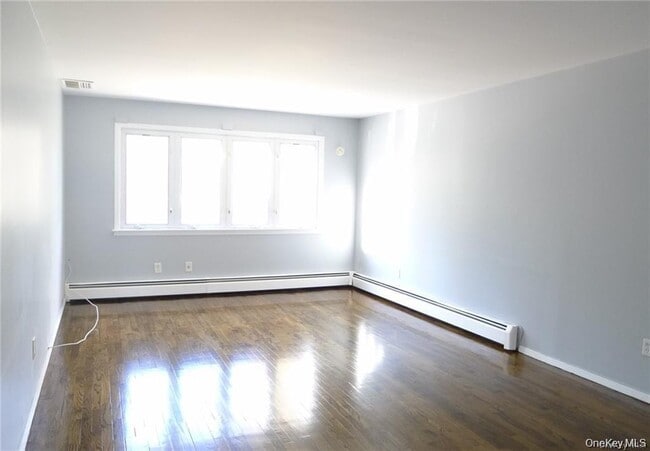 Photo - 156 Truman Ave
