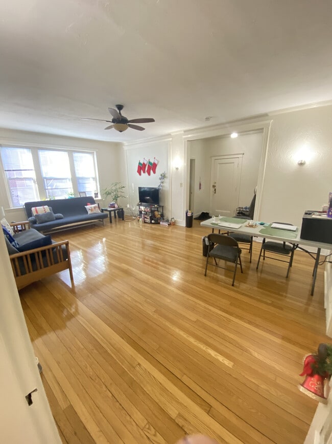 Photo - 28 Alton Pl Unit 2B