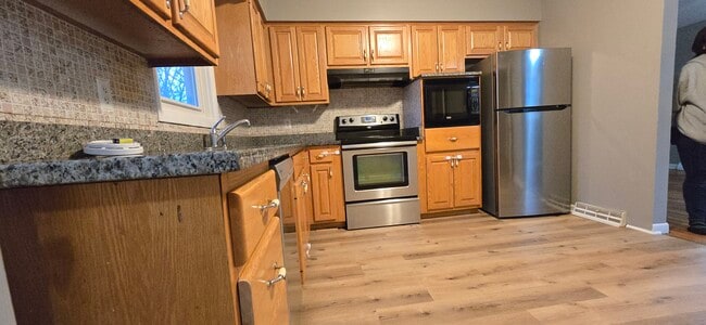 Photo - 2636 Wedgewood Rd