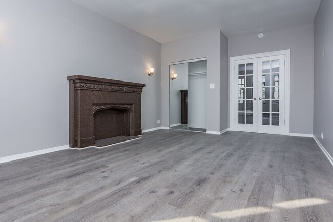 Building Photo - 7145 S Cyril Ct Unit 3 Rental