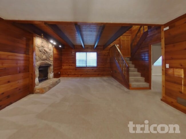 Photo - 3510 Cove Terrace