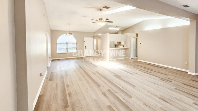 Photo - 8122 Hathaway Dr