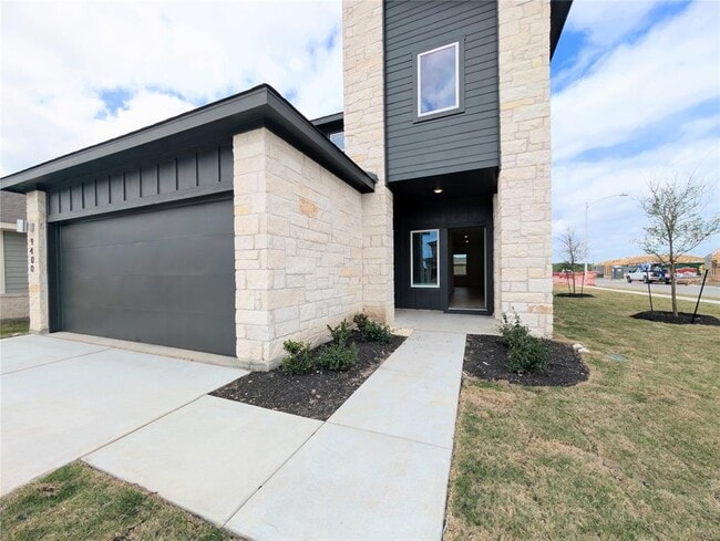 Photo - 9400 Oxbow Strap Dr