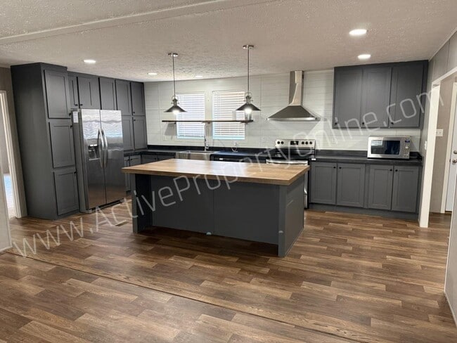 Photo - 202 Reed Clark Rd