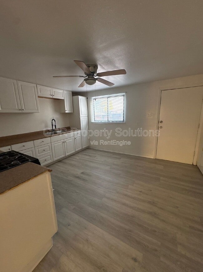 304 Texas St NE Unidad B