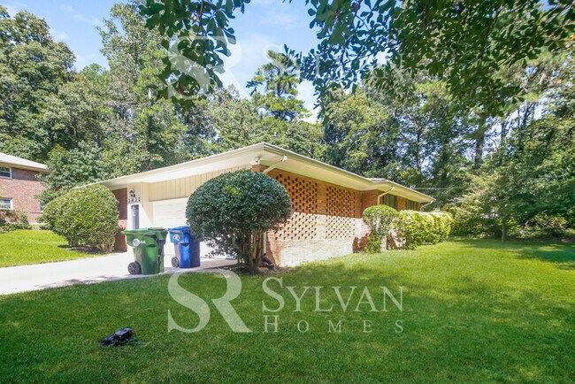 Photo - Carve Out a Great Life Here!