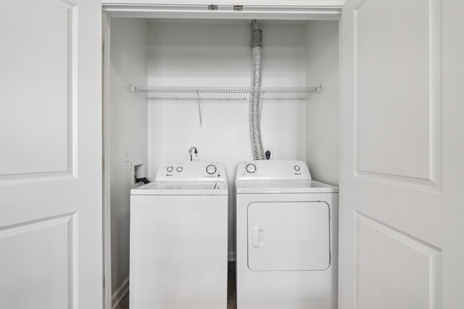 1BR Laundry - The Delaware Apartments