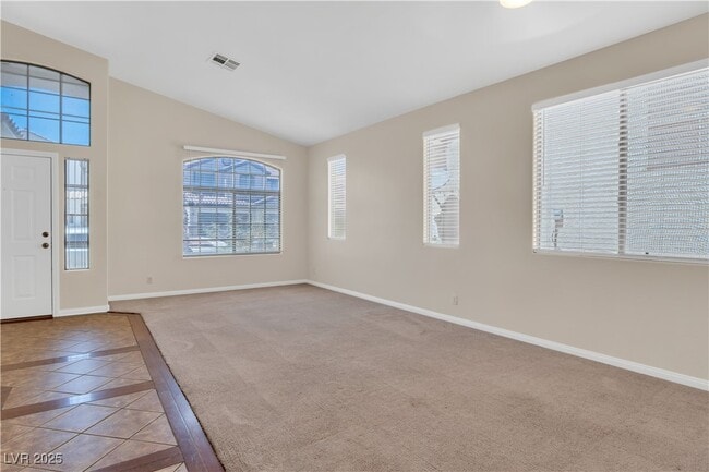 Photo - 8940 Emery Lake St