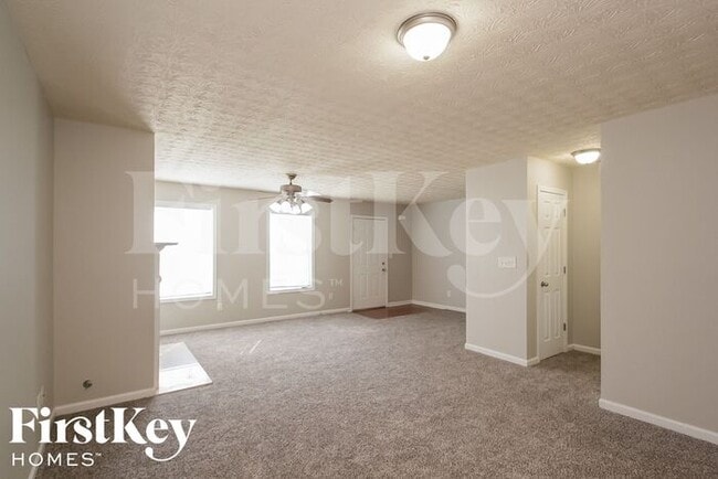 Photo - 6104 Ruth St SW