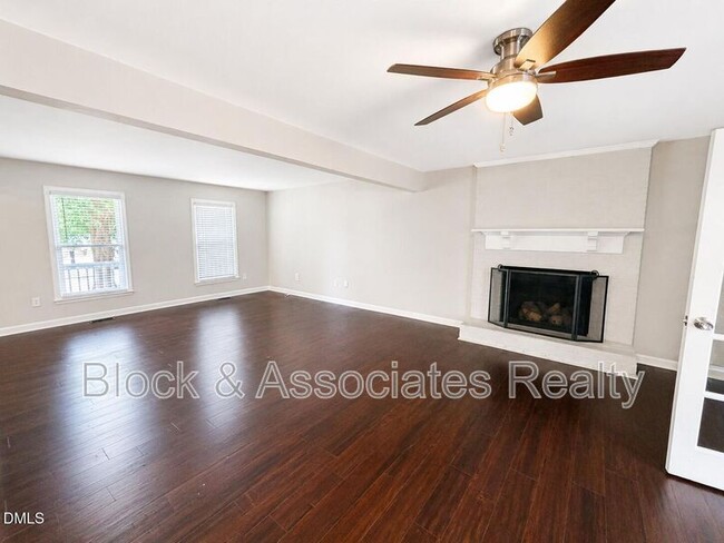 Photo - 200 Westbrook Dr