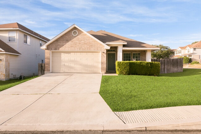 Corner Lot In Stone Oak Area - Corner Lot In Stone Oak Area Casa