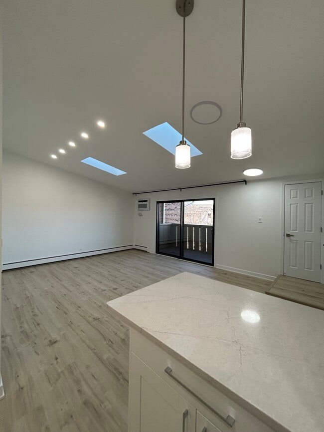 Photo - 18 Echo Ct Unit 14