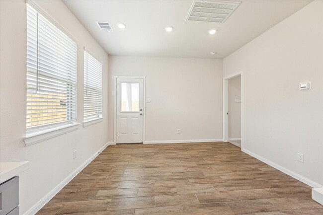 Photo - 21610 Cypress Maple Dr
