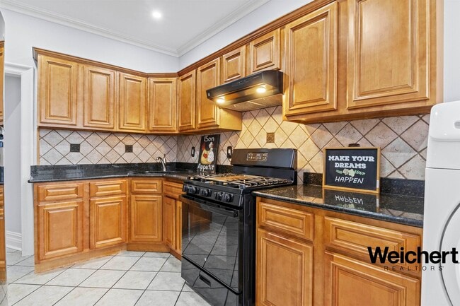 Photo - 800-802-802 John F. Kennedy Blvd Unit 2