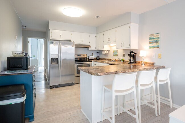 Photo - FURNISHED OFF-SEASON MONTHLY RENTAL - AVAILABLE MID-SEPT '27