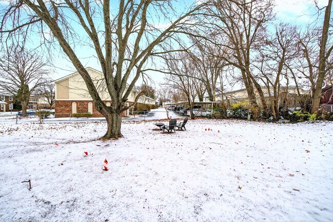 Photo - 231 Lark Dr Unit 2