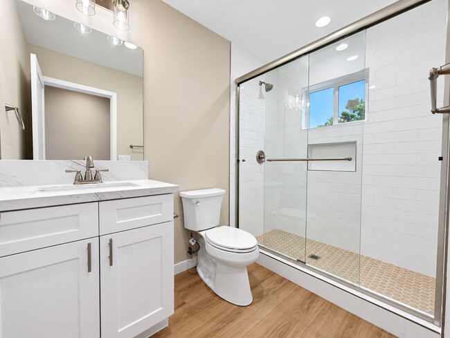 5978 Baja Dr