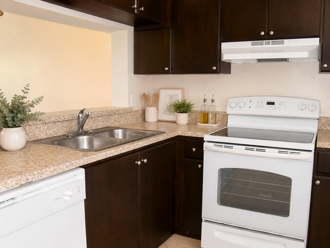 Building Photo - 11563 NW 45th St Unit 11563-A2 - Westmount