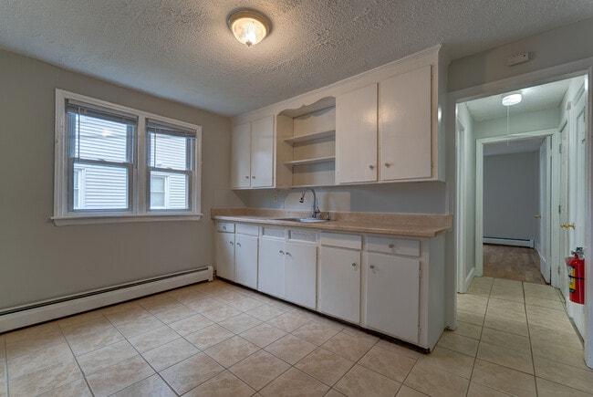 Photo - 117 Sheldon Ter Unit 1L