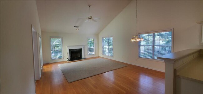 Photo - 3643 Dunbar Ln