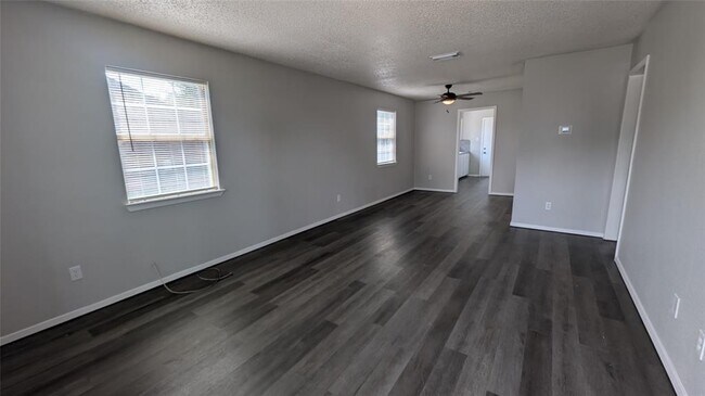 Photo - 107 Beck St