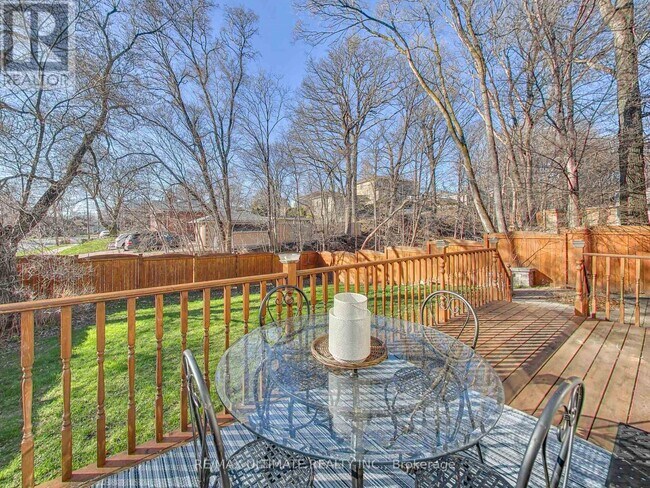 Photo - 40 Harrow Dr