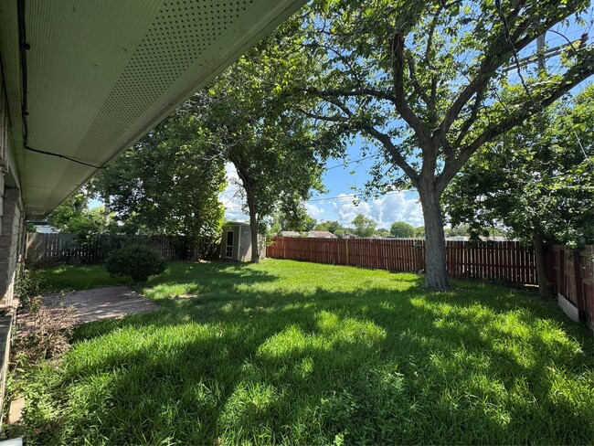 Photo - 3227 Fernrock Dr
