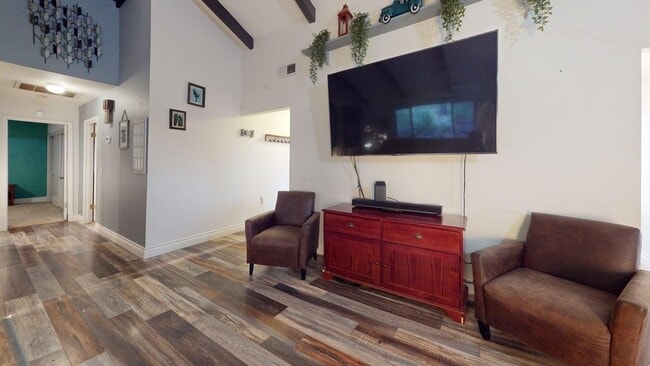 Photo - 106 Valley View Dr