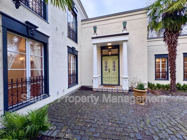 Photo - 1980 SW Terrace Dr