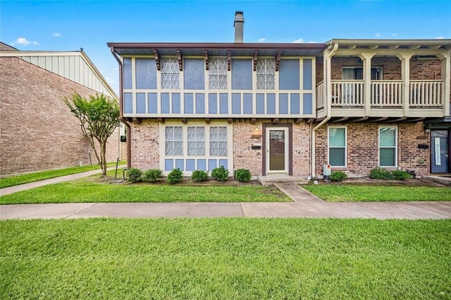 Photo - 10416 Hammerly Blvd Condo Unit 45