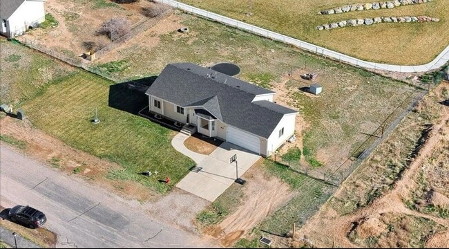 Photo - 810 E Homestead Dr