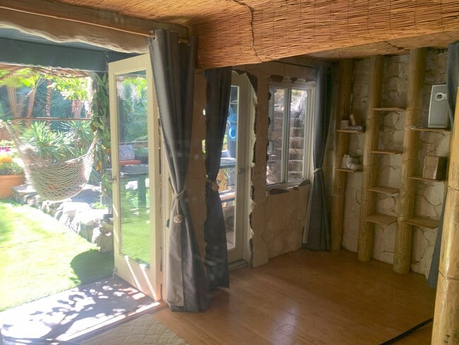 Photo - 19623 Grand View Dr