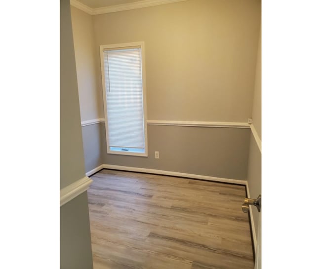 Photo - 3247 Magnolia Ave Unit C AVAILABLE $700 C