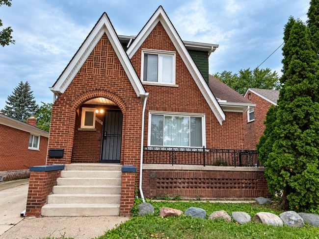 Building Photo - 7717 Fielding St Unit 1 Lower