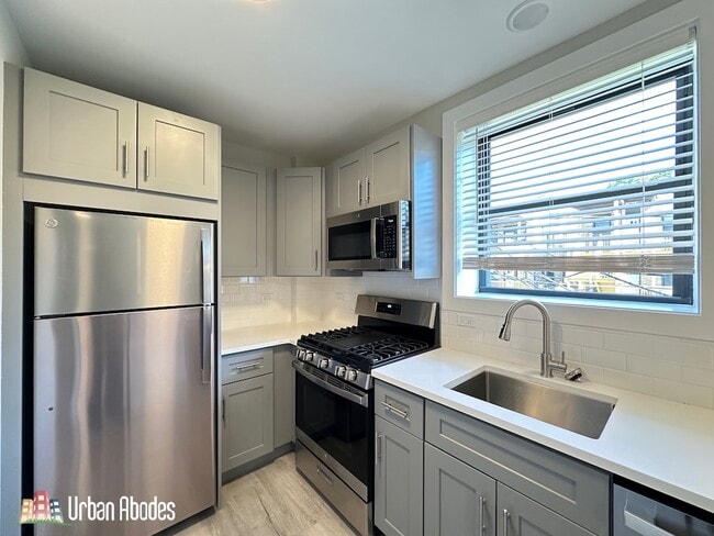 Photo - 1133 Oak Ave Unit A02C