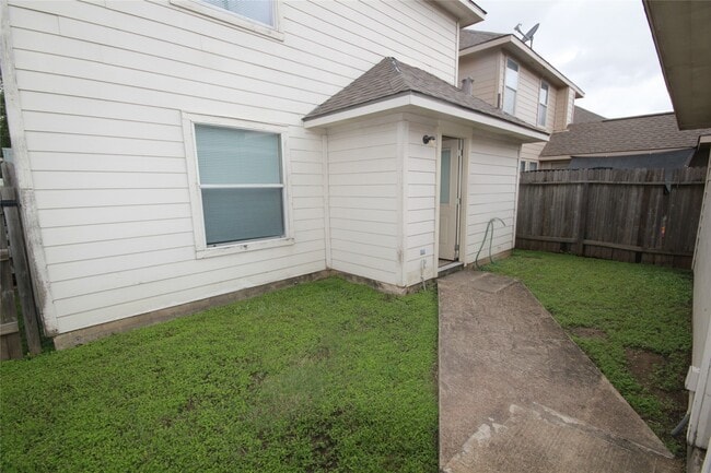 Photo - 6418 Mountain Pines Ln