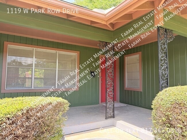 Photo - 1119 W Park Row Dr