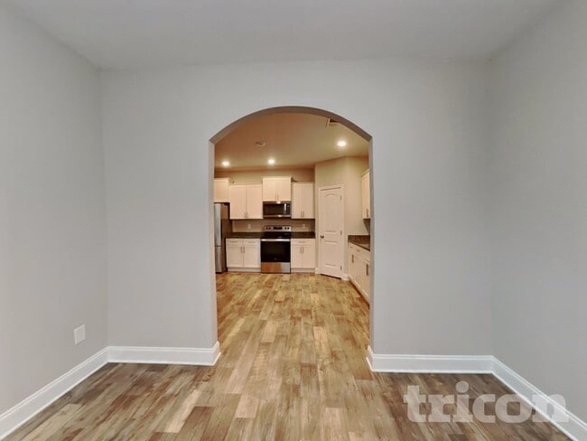 Photo - 1324 Black Oak Cir