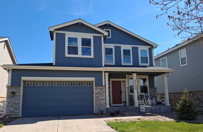 Building Photo - Beautiful Aurora Home - 4 Bedroom, 3 Bathrooms in Excellent Condition!