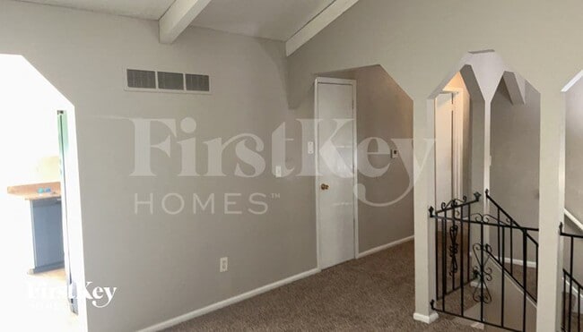 7901 Sunset Cir