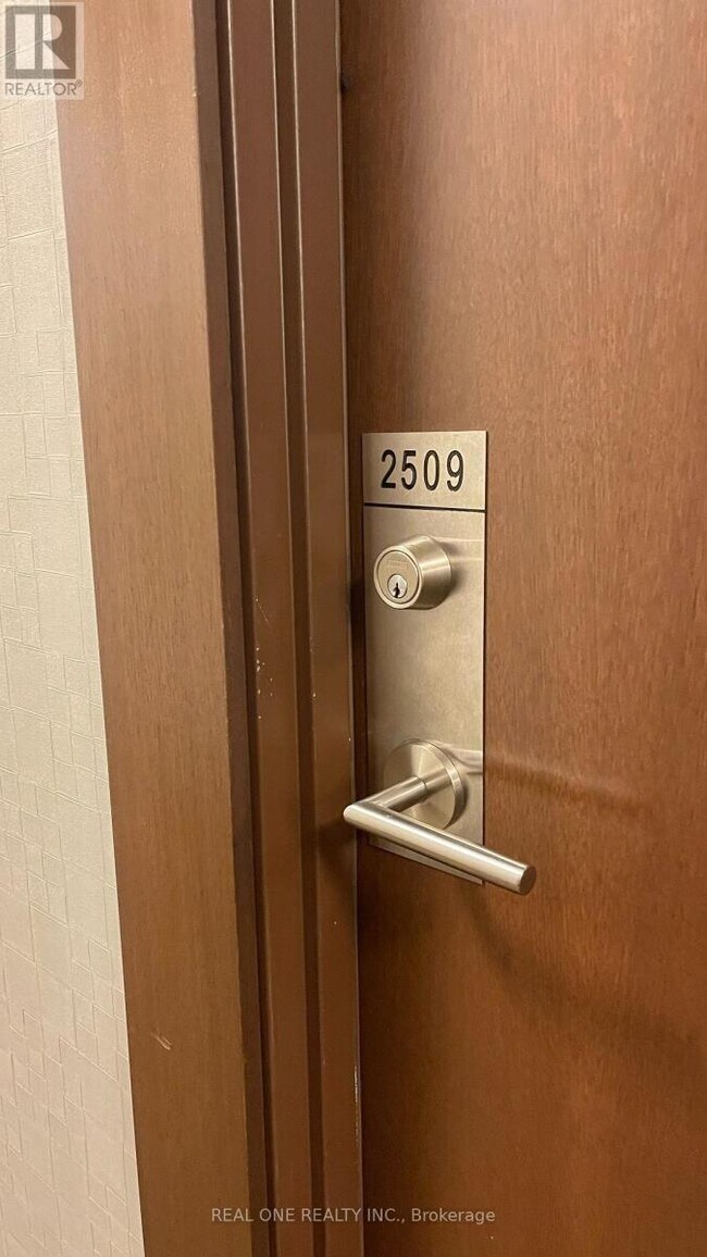 Photo - 151 Village Green Square Unit 2509
