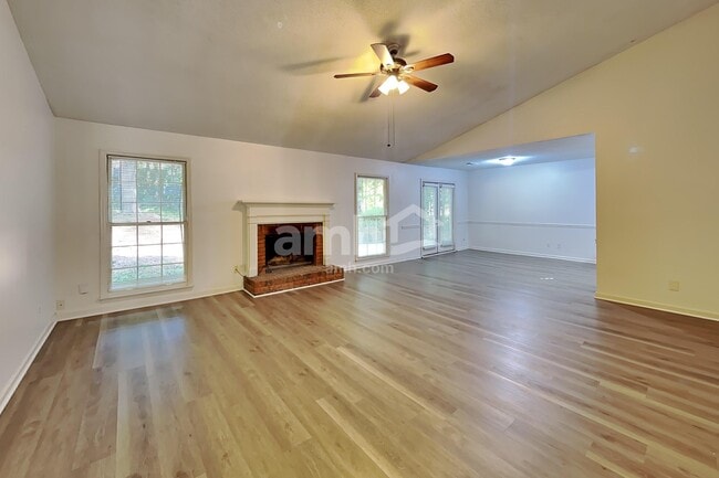 Photo - 2442 Country Lake Ln